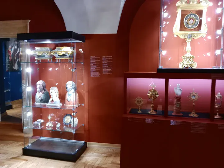 Objects in the museum display cases at Archdiocesan Museum, Kraków