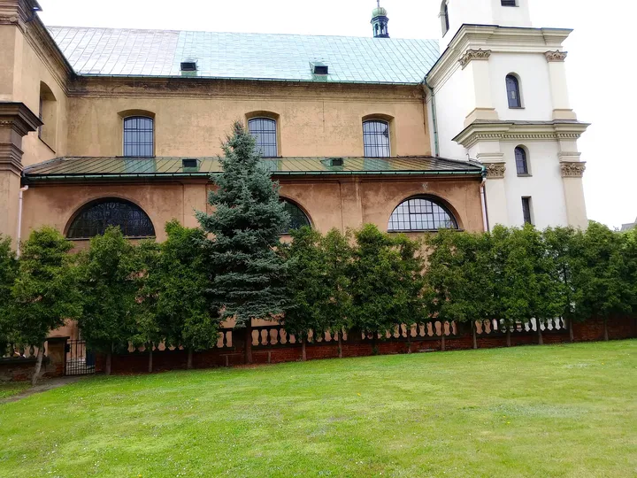 The church beyond the planted grounds at Bernardine monastery garden