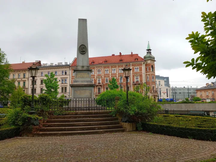 The monument across its formal garden at Florian Straszewski monument