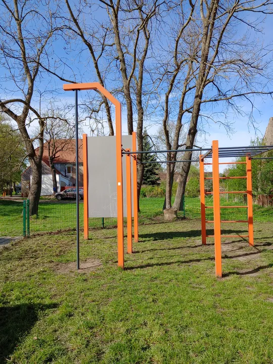 Bars in the open recreation ground at Kiełpin outdoor exercise ground