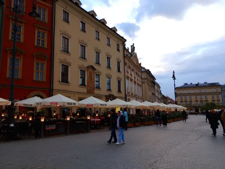 The corner of a townhouse block at Kraków Main Market Square