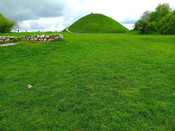 The mound across the surrounding lawn at Krakus Mound
