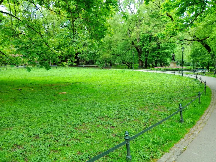 The avenue beside the monument garden at Lilla Weneda monument