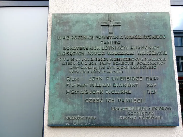 Historical plaque at the cemetery entrance at New Podgórze Cemetery