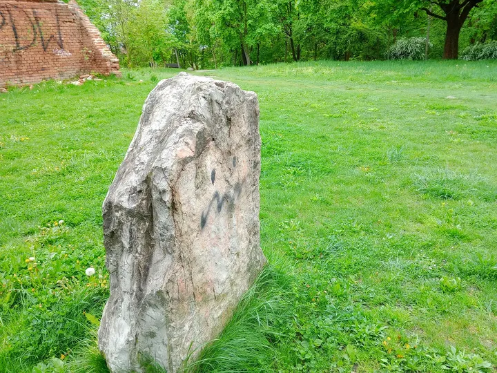 Large standing stone close up at Peace Bells Garden, Kraków