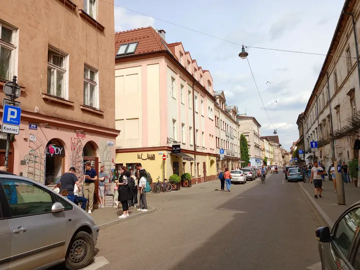 A busy pavement beside the shops at Plac Nowy, Kazimierz
