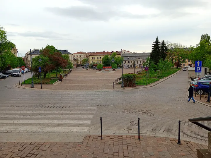 The crossing beside the market square at Podgórze Market Square