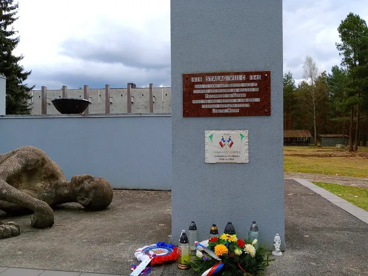 The memorial sculpture and wreaths at Prisoner-of-War Camps Museum, Żagań