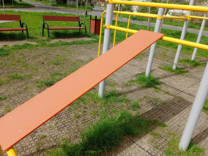 Sloping exercise bench at Przylep outdoor exercise ground