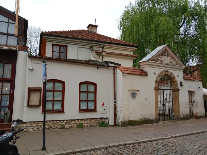 Synagogue entrance from Szeroka Street at Remuh Synagogue