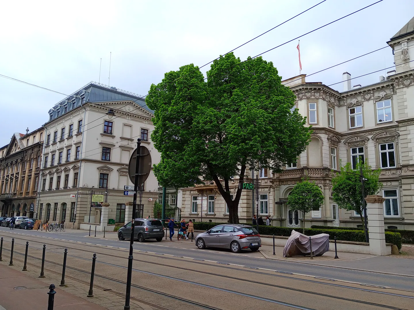 Broad street view past the older frontages at Starowiślna Street