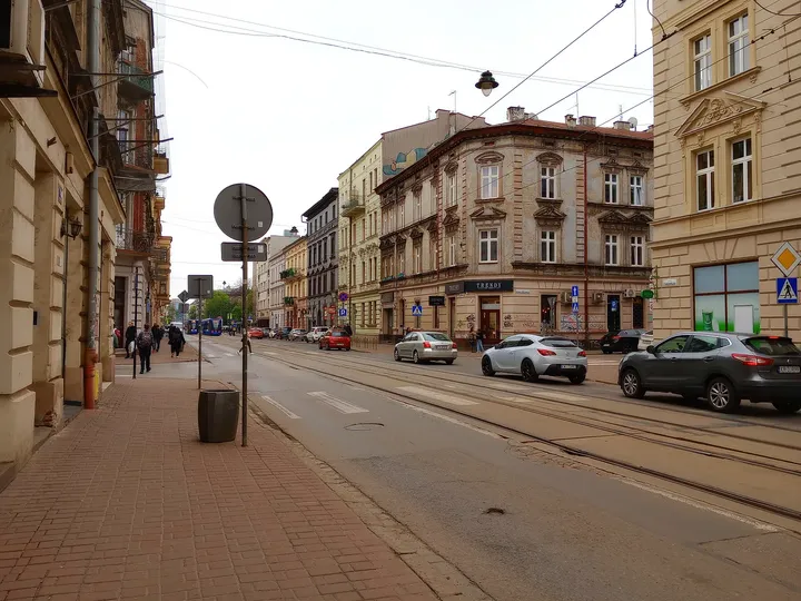 Street junction along the tram route at Starowiślna Street