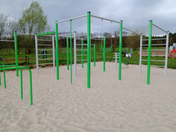 Overhead ladders beside the fence at Świdnica outdoor exercise ground