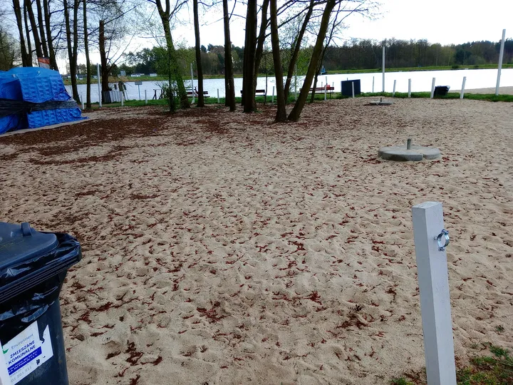 Sandy beach beside the reservoir at Świdnica reservoir