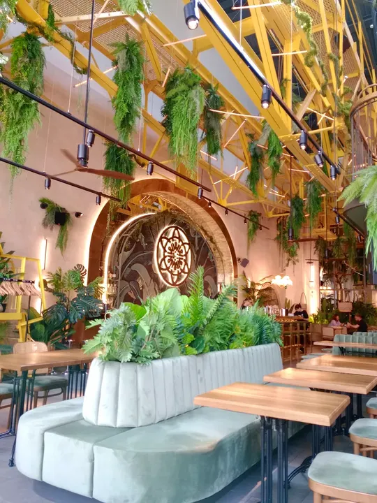 Seating among the indoor plants at Woosabi