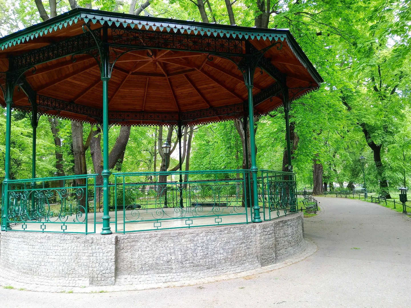 Wide view of the pavilion at Zbigniew Wodecki Square